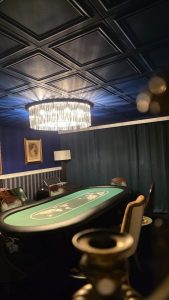 Art. History. Experience. – Eleganță și rafinament în cigar lounge București interbelic